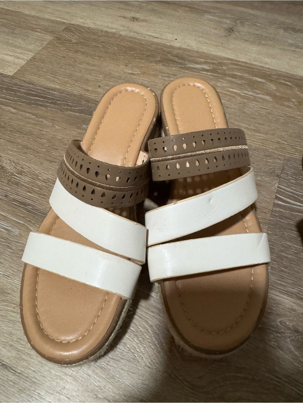 Women's Tan and White Slide Sandals with Perforated Strap